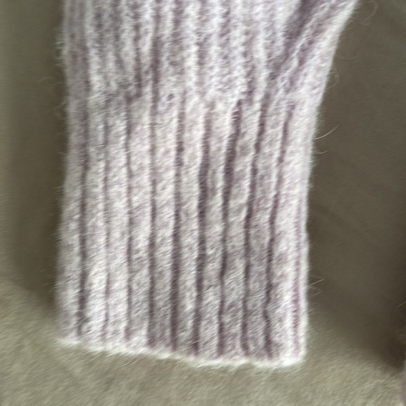 Aritzia alpaca lavender sweater - Picture 3 of 6